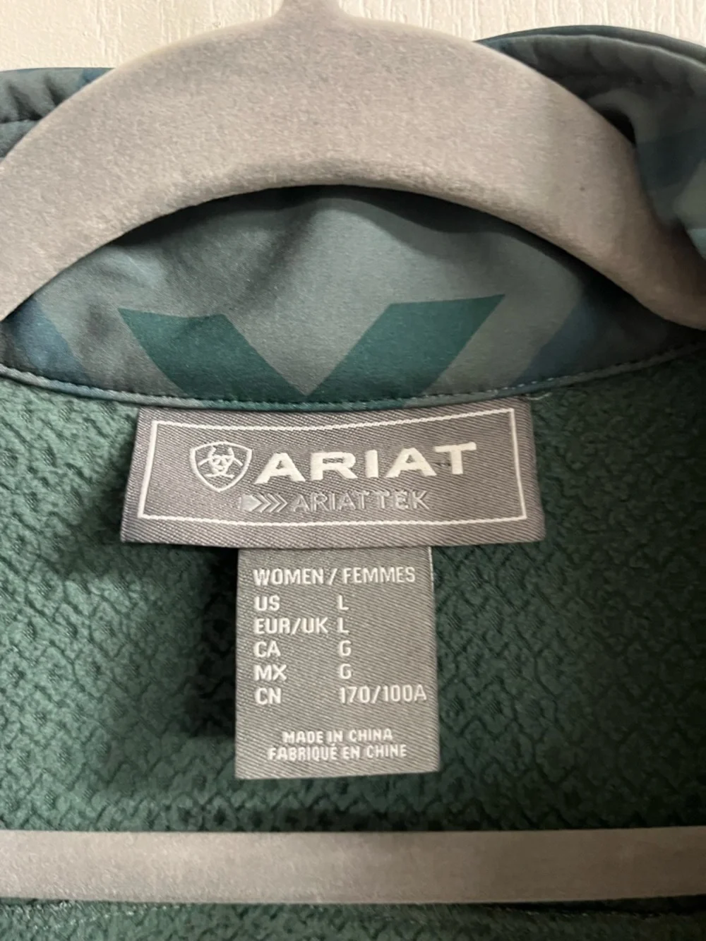 Ariat New Team Softshell Print Geo-Pattern Full-Zip Jacket - Picture 4 of 8